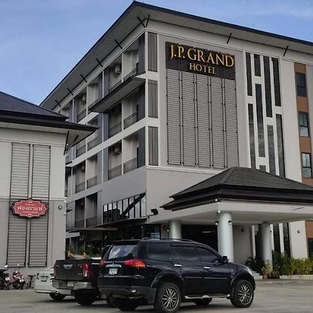 J.P.Grand Hotel Trat Exteriör bild
