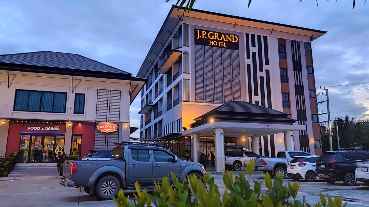 J.P.Grand Hotel Trat Exteriör bild