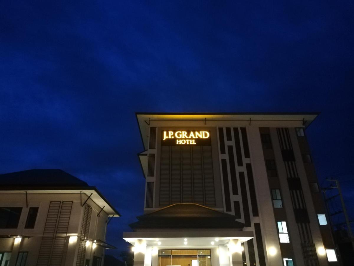 J.P.Grand Hotel Trat Exteriör bild