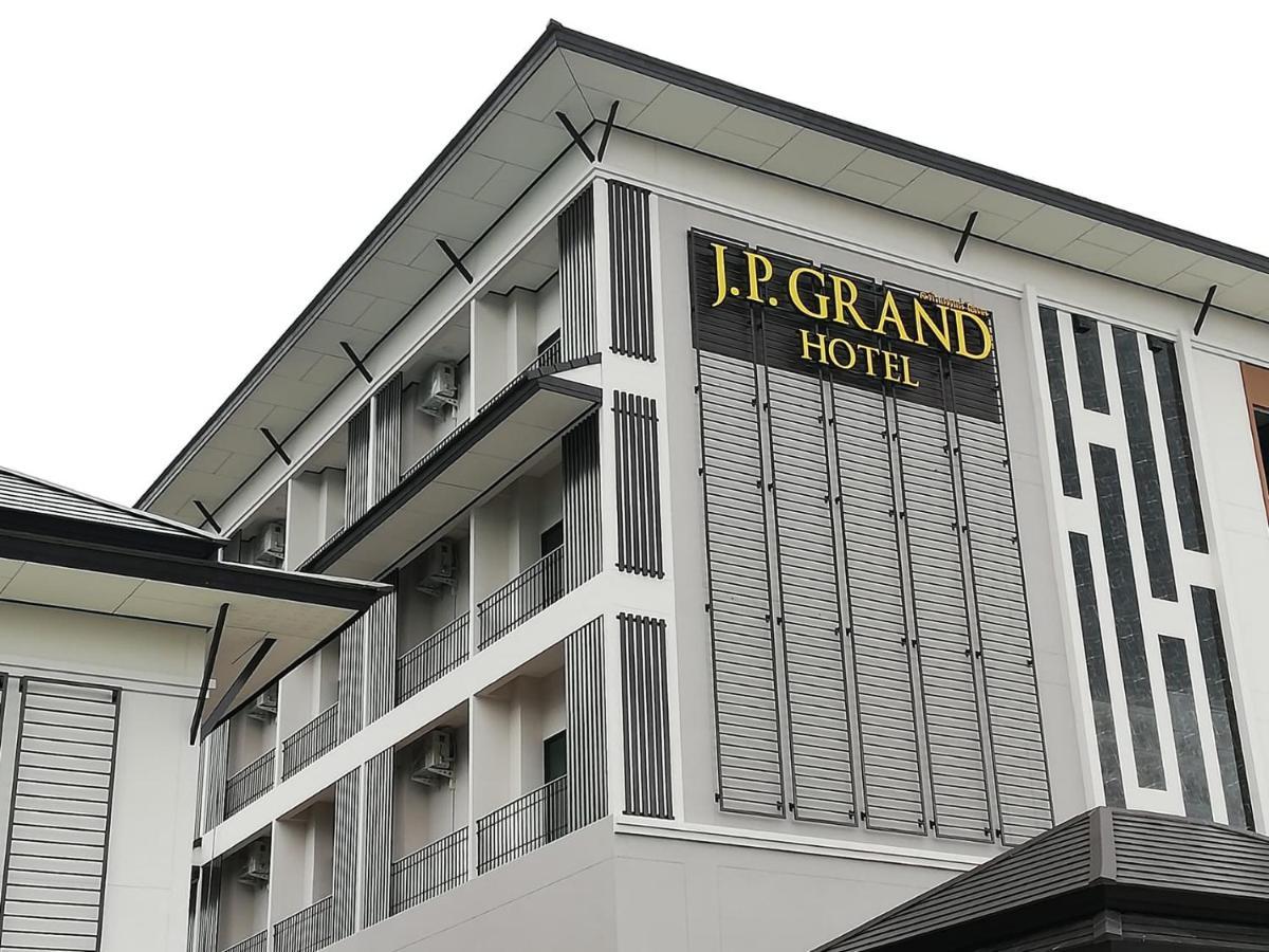 J.P.Grand Hotel Trat Exteriör bild