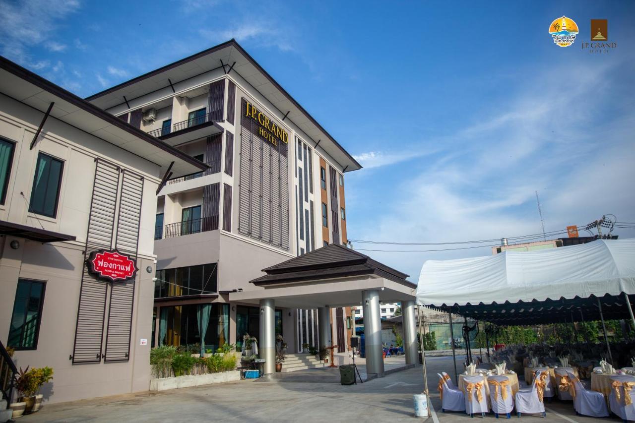 J.P.Grand Hotel Trat Exteriör bild