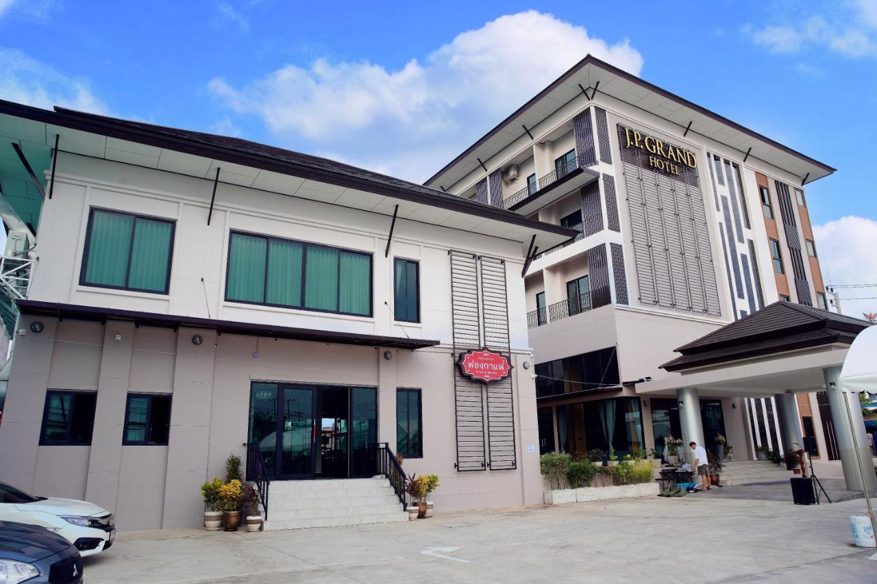 J.P.Grand Hotel Trat Exteriör bild